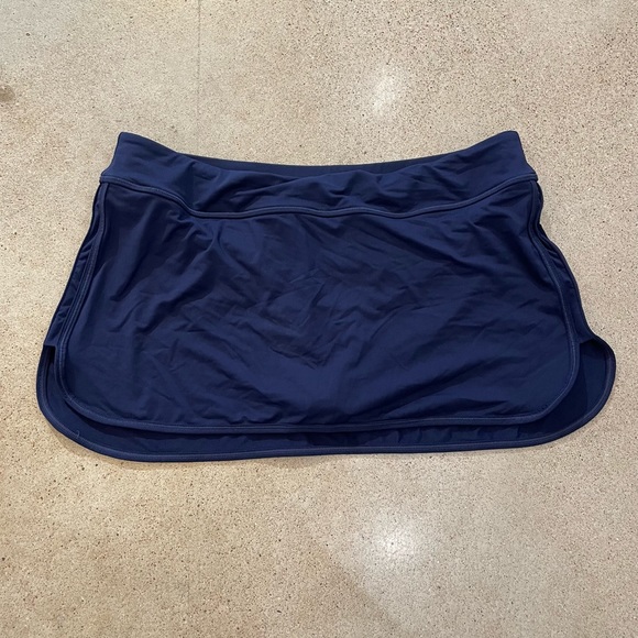 EUC Athleta Tidal Swim Skirt in Navy - Picture 4 of 9